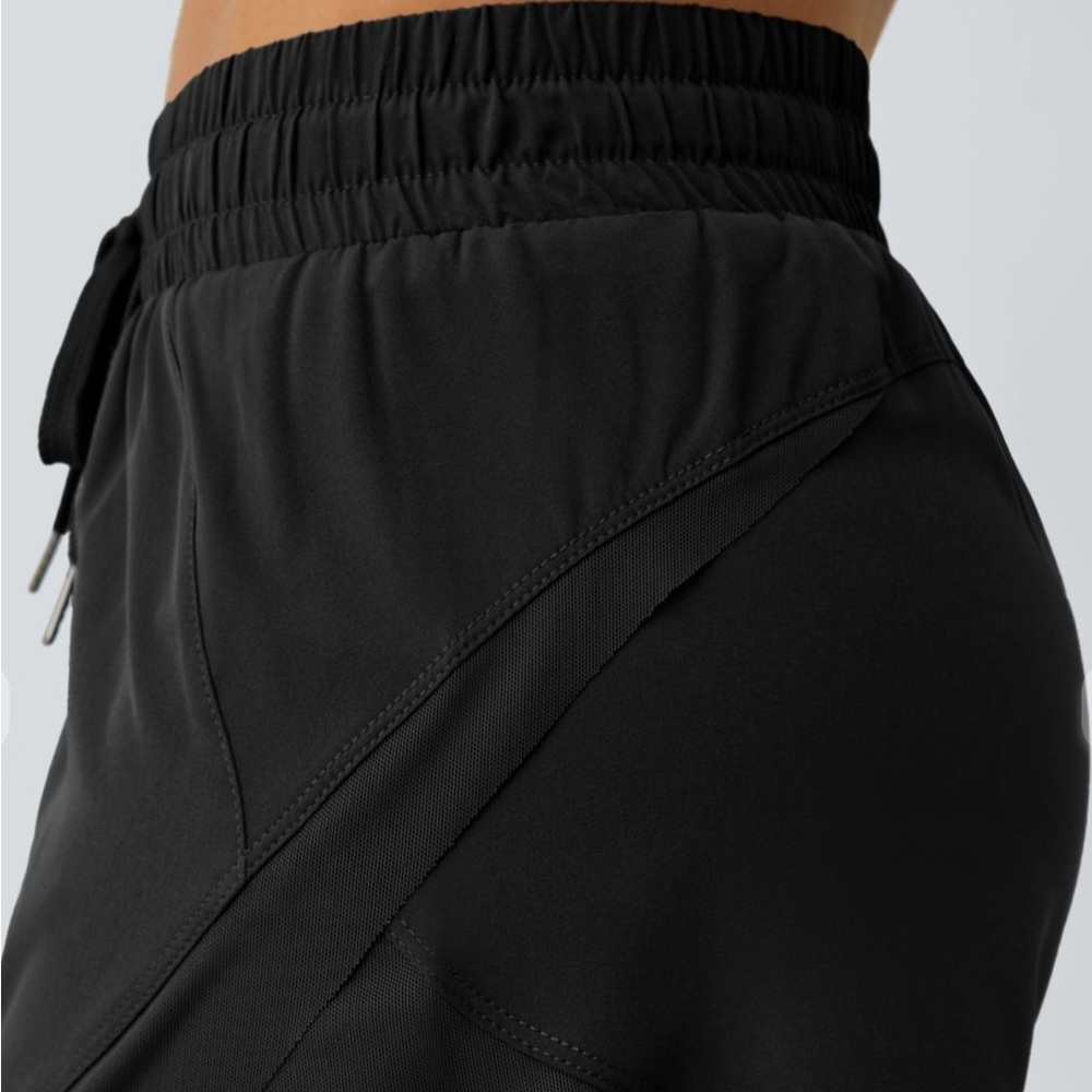HALARA Mid-Rise Drawstring Contrast Mesh 2-in-1 Flowy Running Shorts 3” - Picture 6 of 7